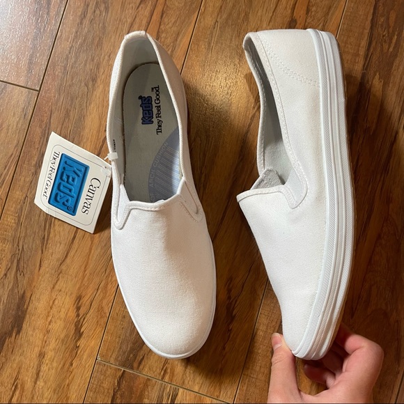 NWT Keds "They Feel Good" White Canvas Washable Shoes Size 8.5 - Picture 2 of 15